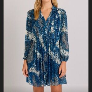 Diane von Furstenberg Silk Blue Watercolor Dress 3/4 Sleeve Size 0